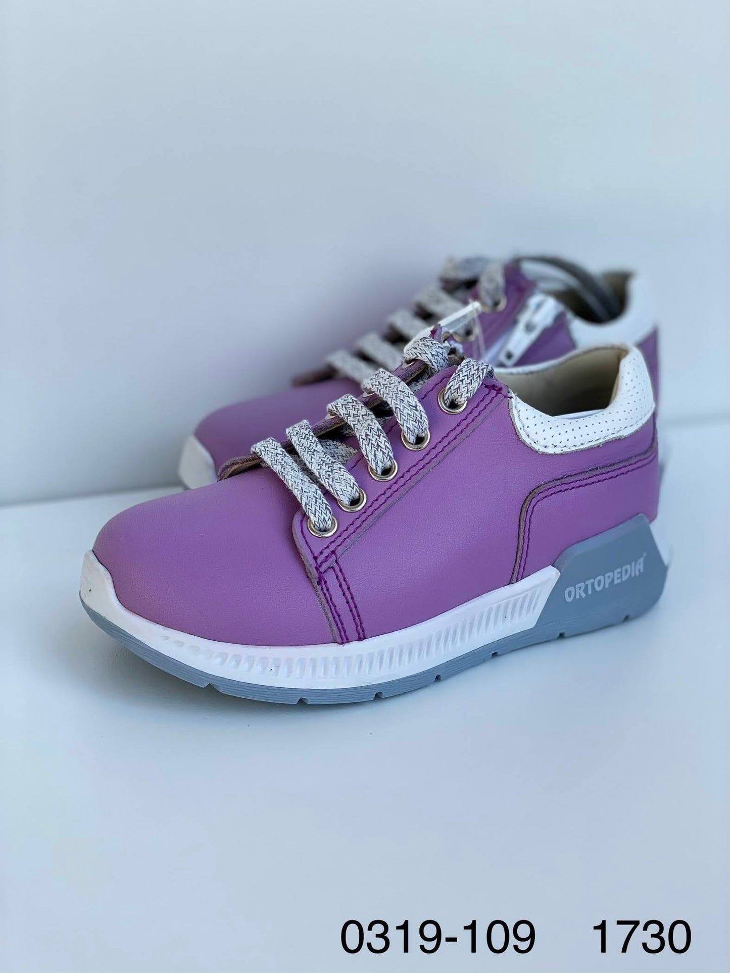 Orthopedic leather shoes for kids