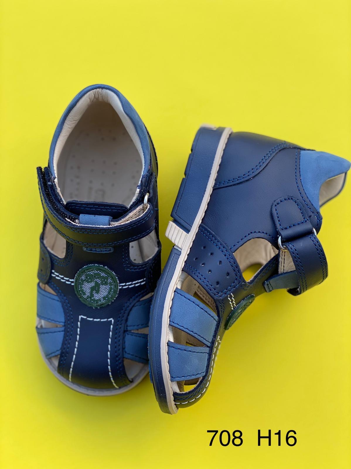 Orthopedic leather shoes for kids