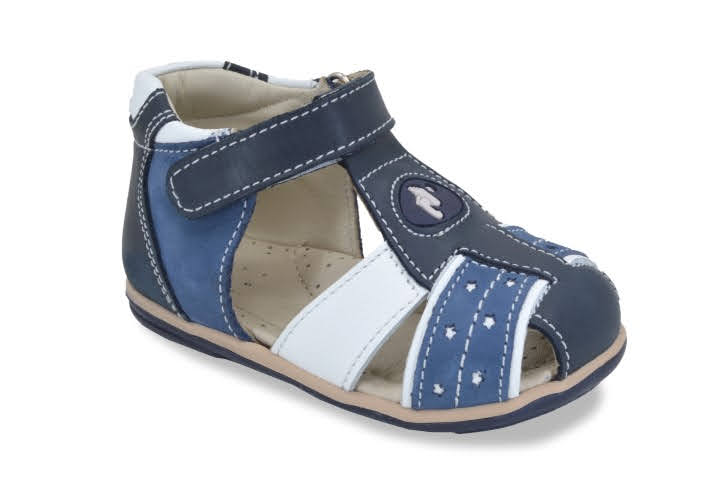 Orthopedic leather shoes for kids