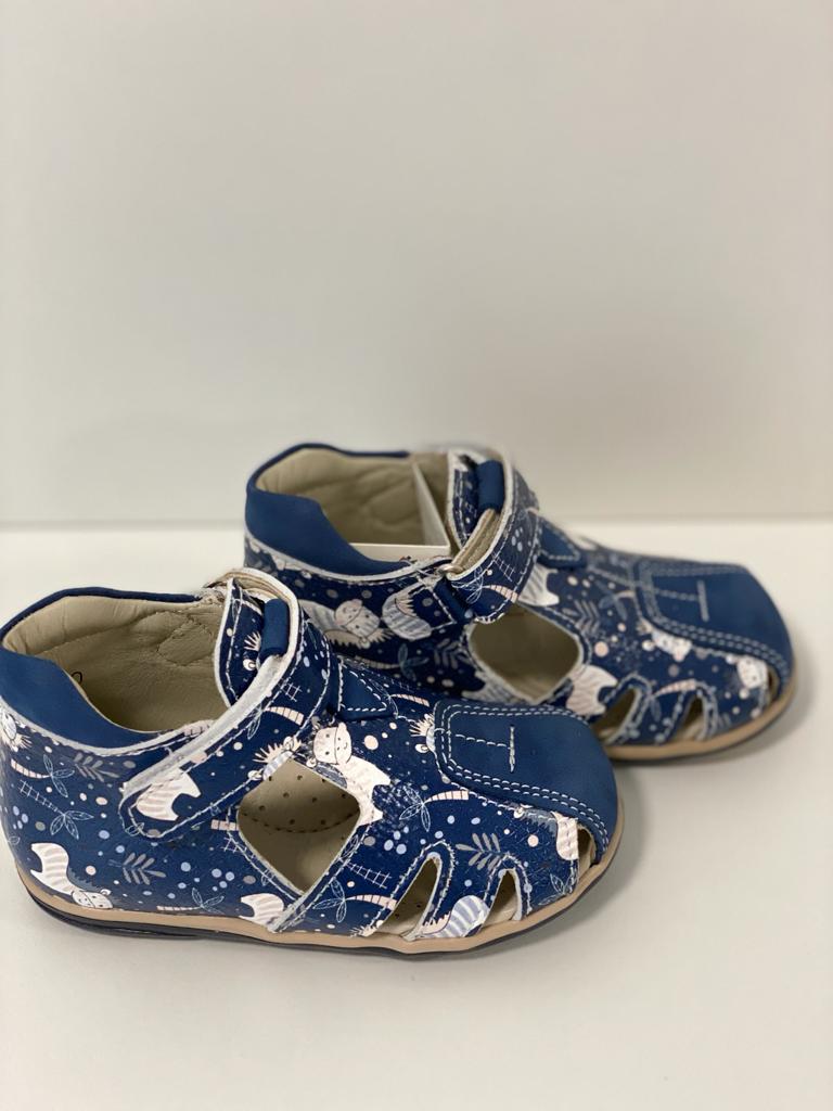 Orthopedic leather shoes for kids