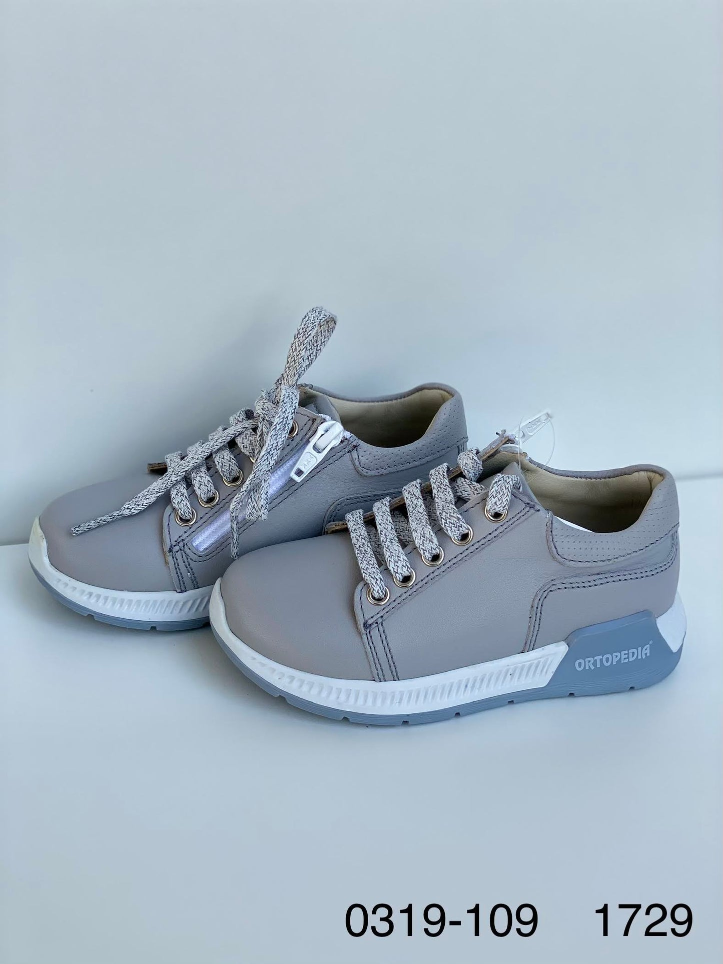 Orthopedic leather shoes for kids