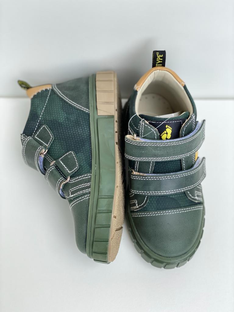 Orthopedic leather shoes for kids