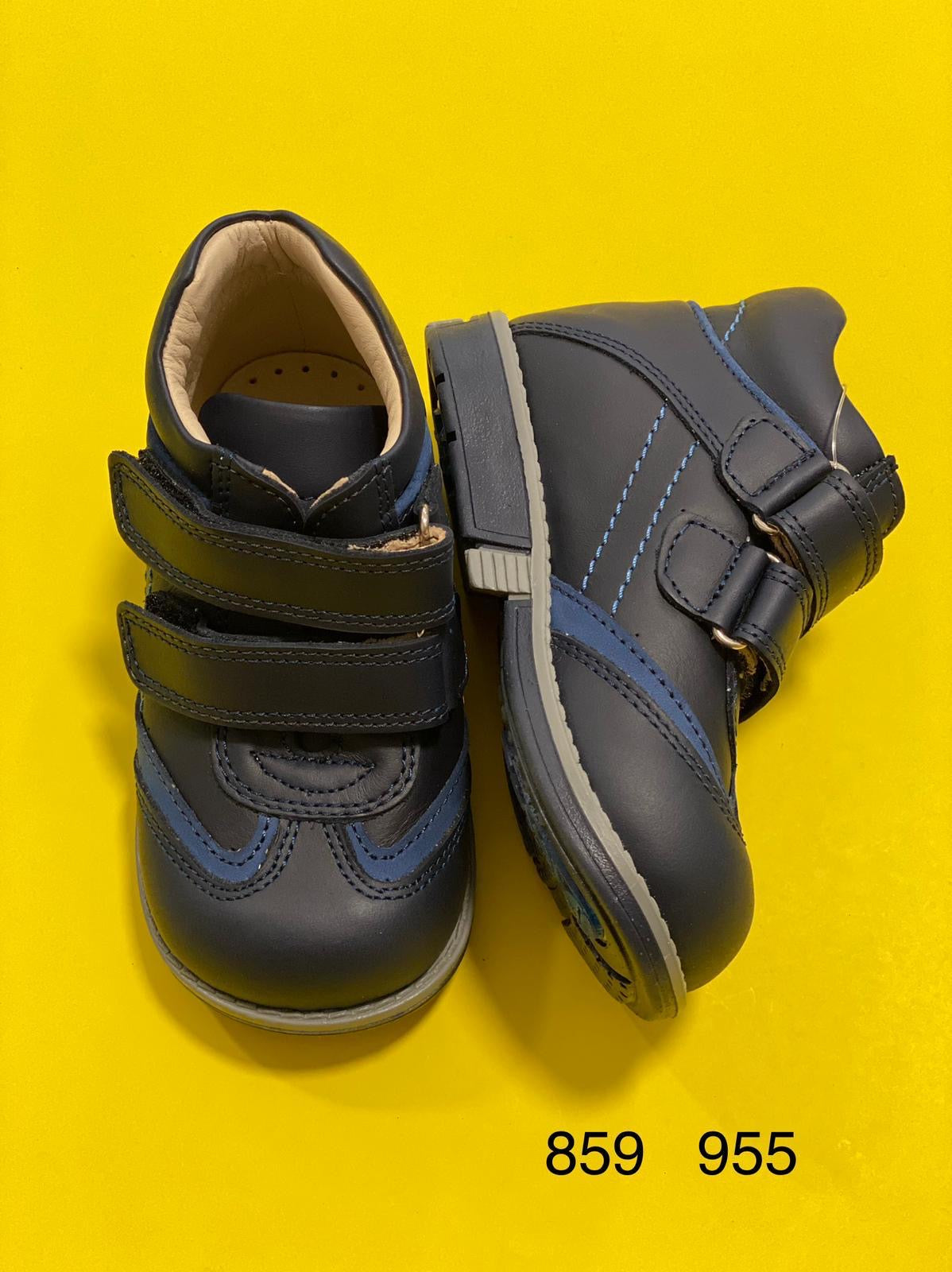 Orthopedic leather shoes for kids