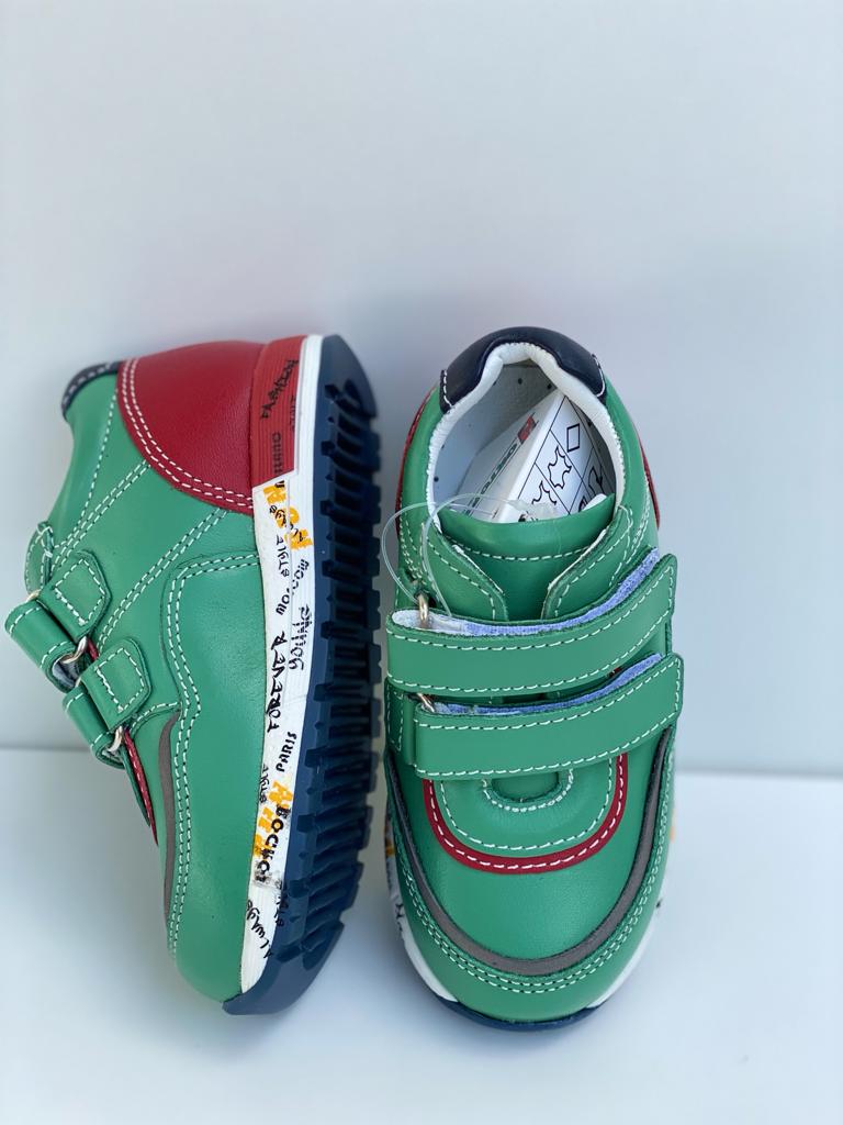 Orthopedic leather shoes for kids