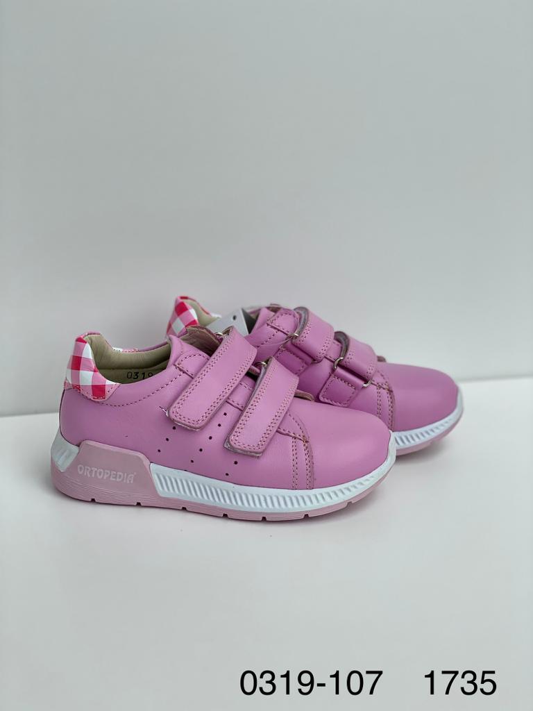 Orthopedic leather shoes for kids