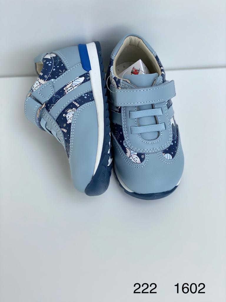 Orthopedic leather shoes for children