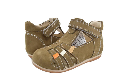 Orthopedic leather shoes for kids