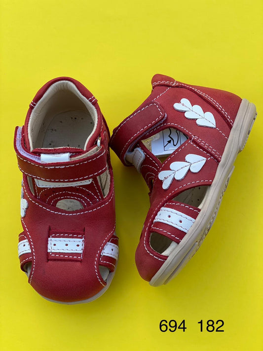 Orthopedic leather shoes for kids