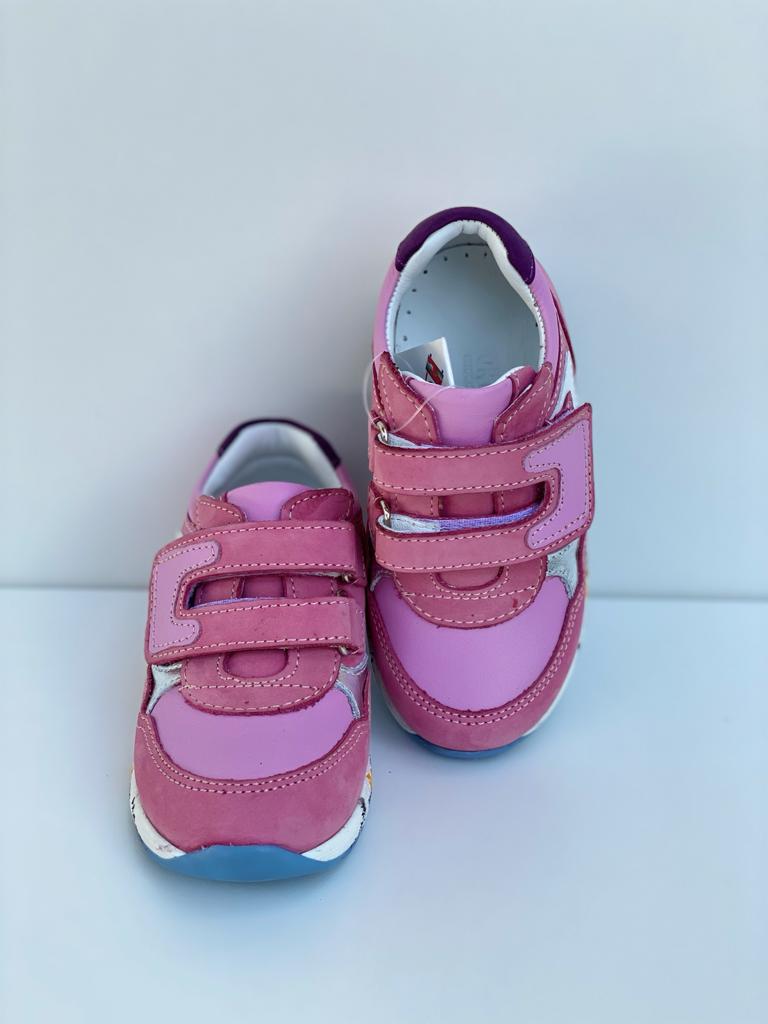 Orthopedic leather shoes for kids