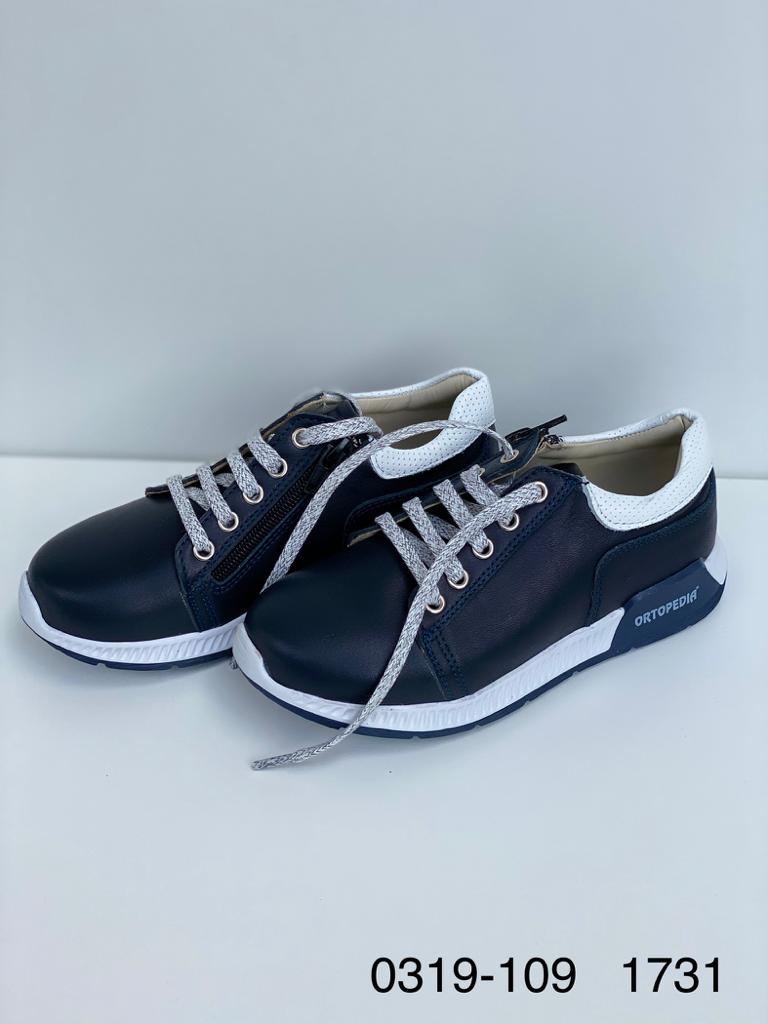 Orthopedic leather shoes for kids