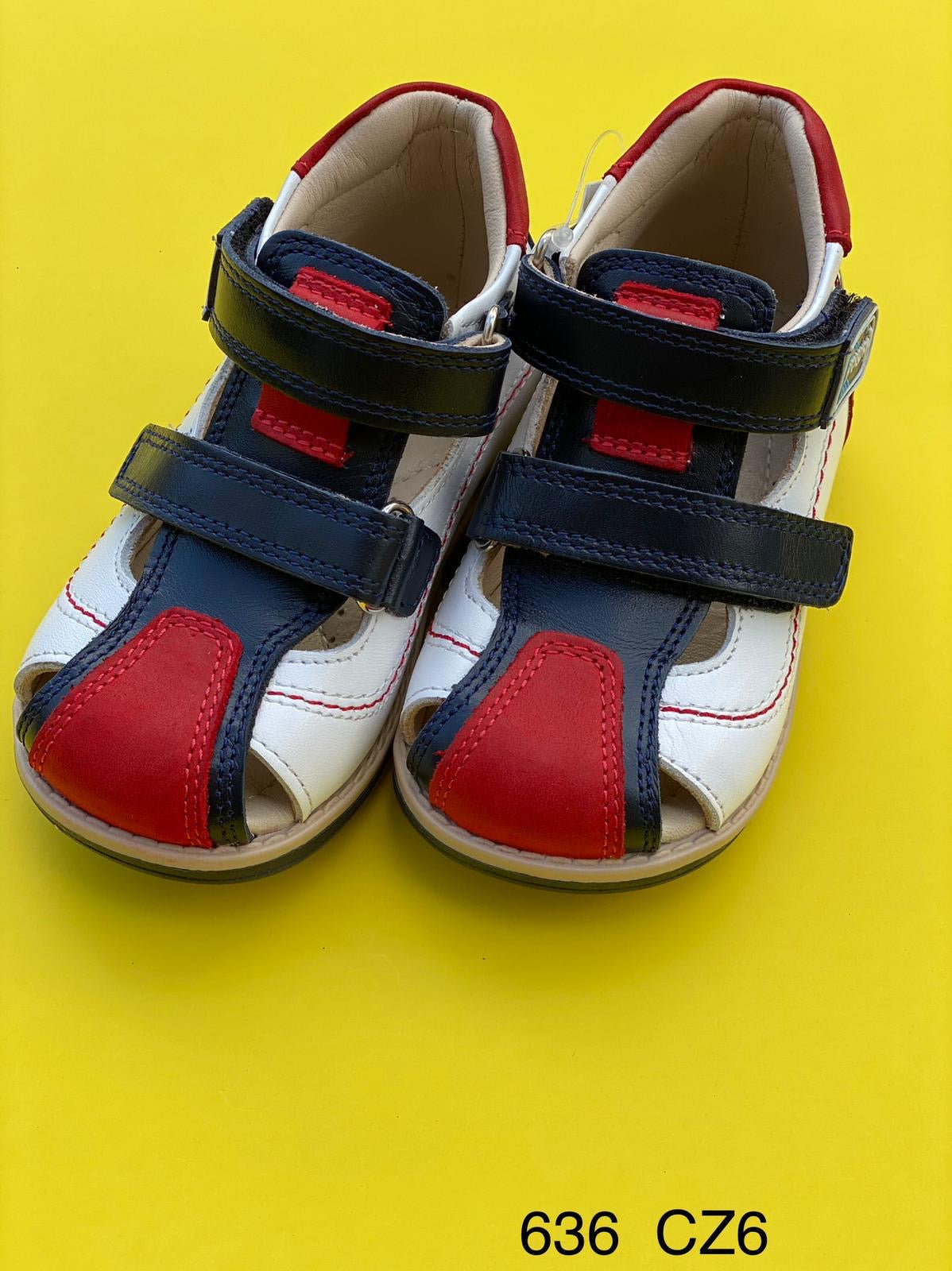 Orthopedic leather shoes for kids