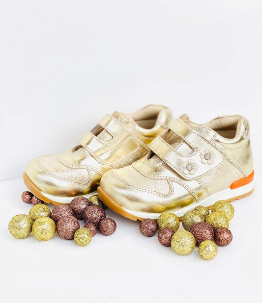 Orthopedic leather shoes for kids