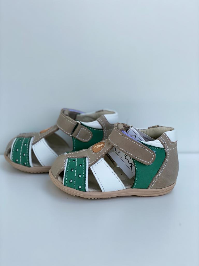 Orthopedic leather shoes for kids