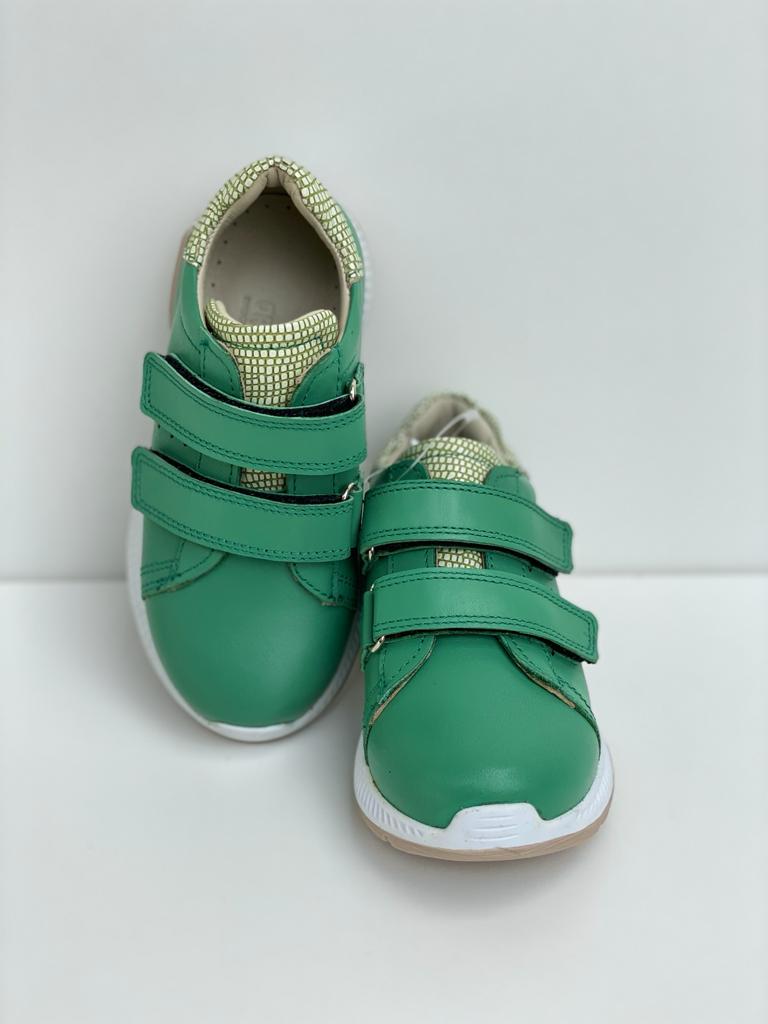 Orthopedic leather shoes for kids